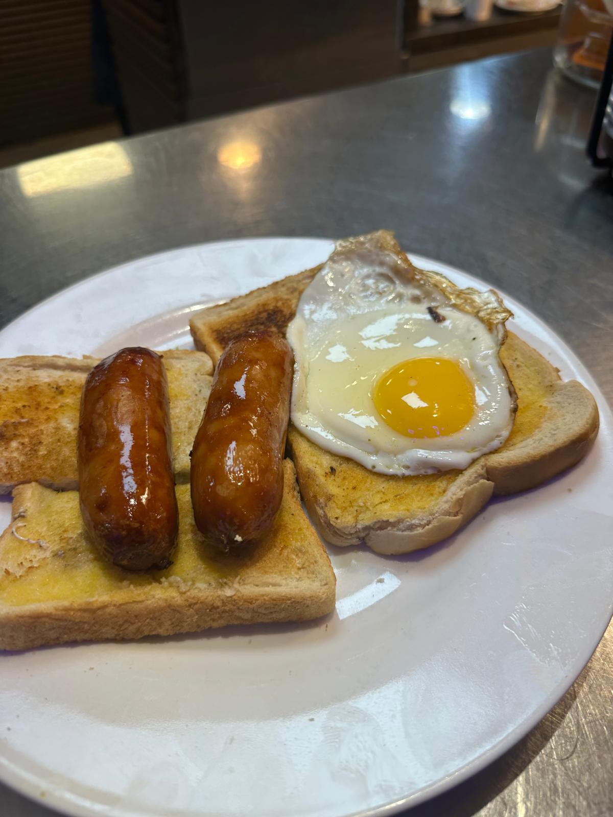 Sausage & egg (bread/toast)