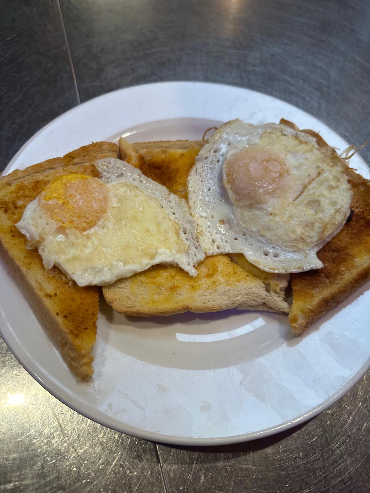 Eggs on bread/toast