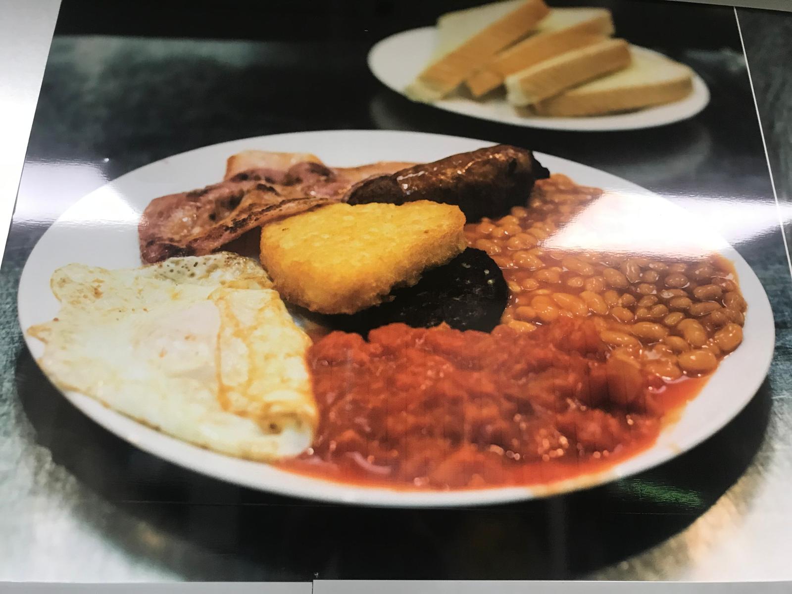 Fish fingers, chips or mash & beans