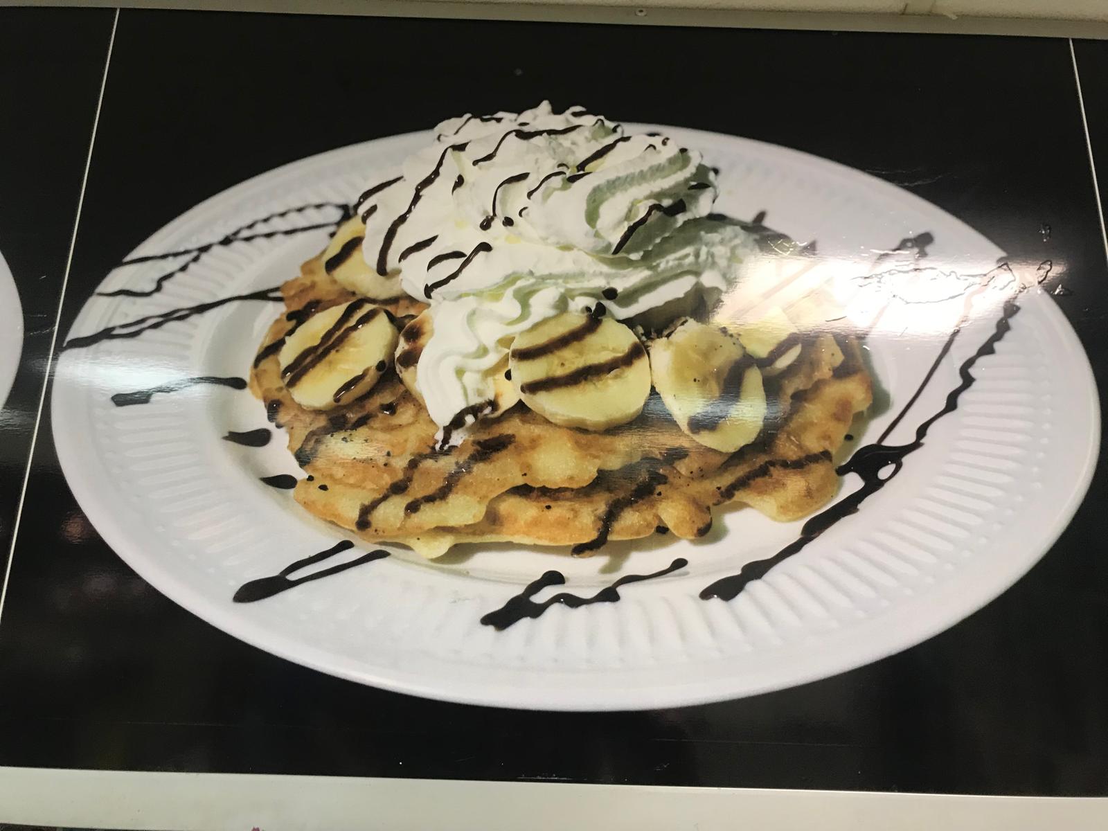 Pancake Nutella, banana & cream